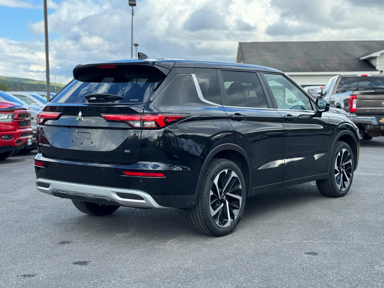 Mitsubishi Outlander SE 4WD 2024 Mitsubishi Outlander SE 4WD 2024