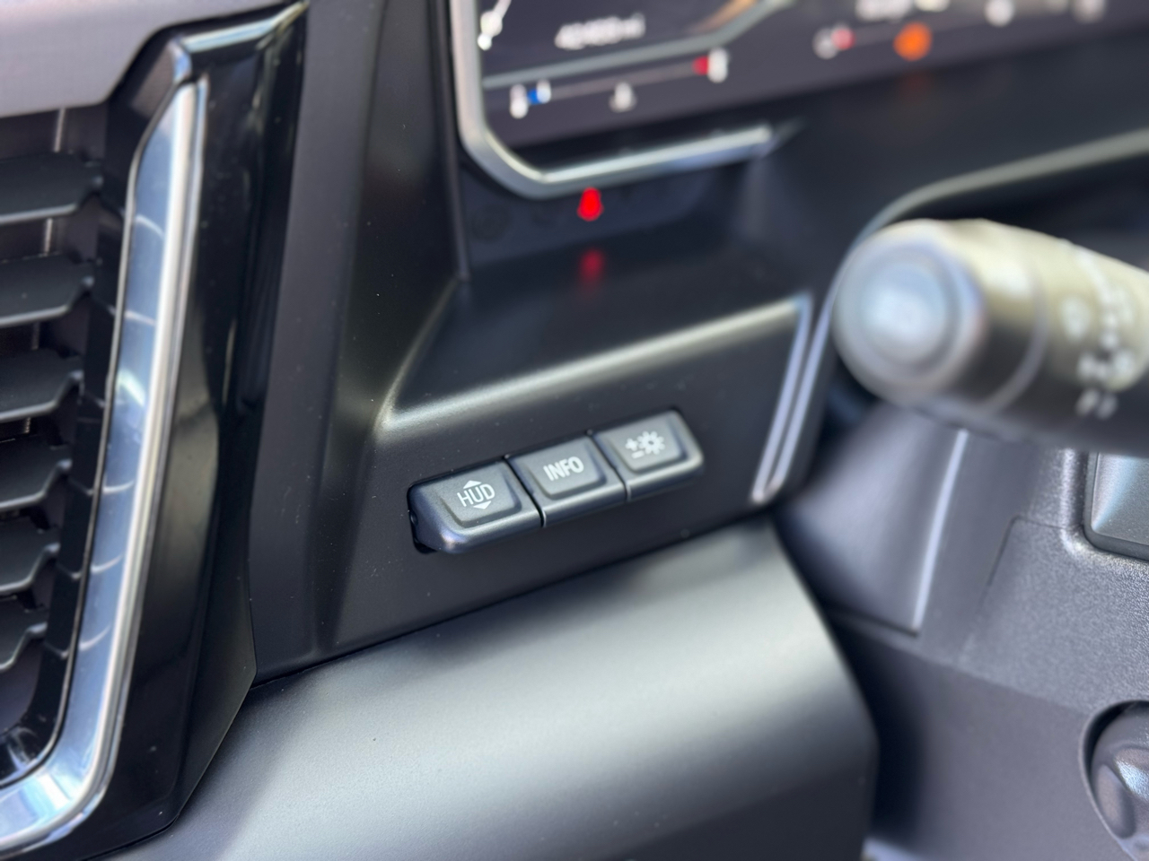 GMC Sierra 1500 Denali Crew Cab 4WD SWB 2023