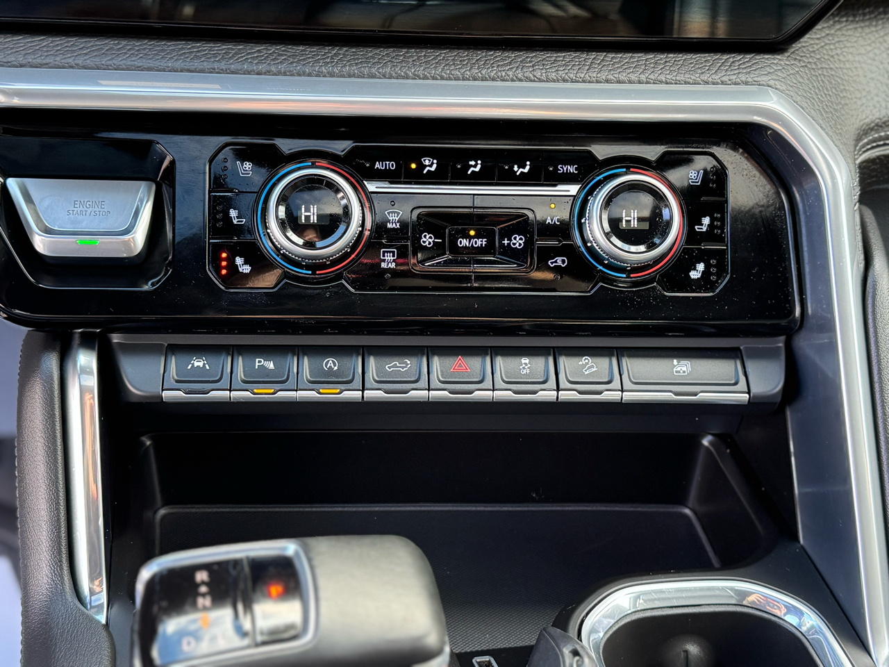 GMC Sierra 1500 Denali Crew Cab 4WD SWB 2023