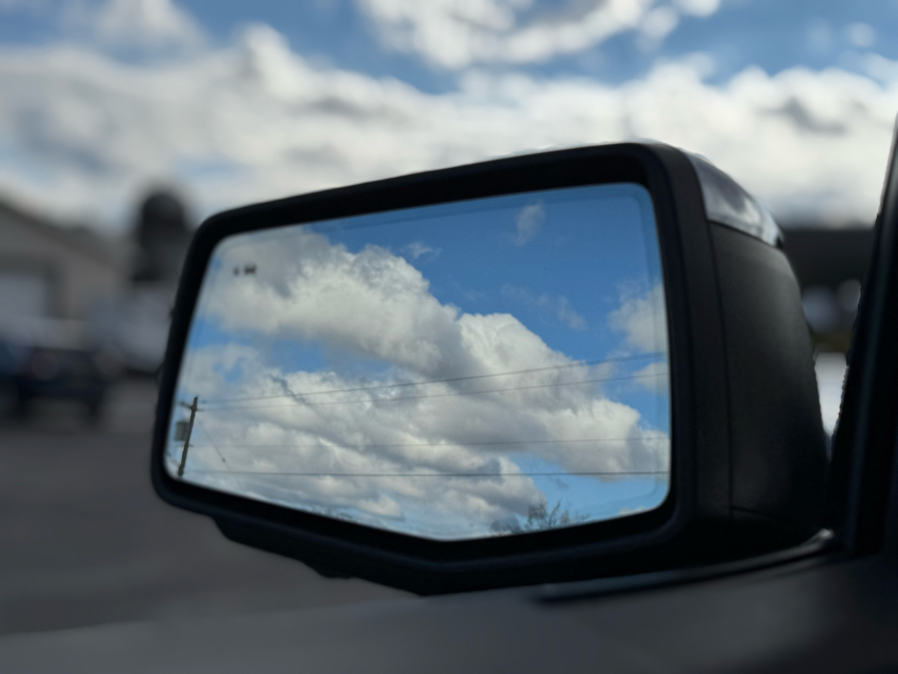 GMC Sierra 1500 Denali Crew Cab 4WD SWB 2023