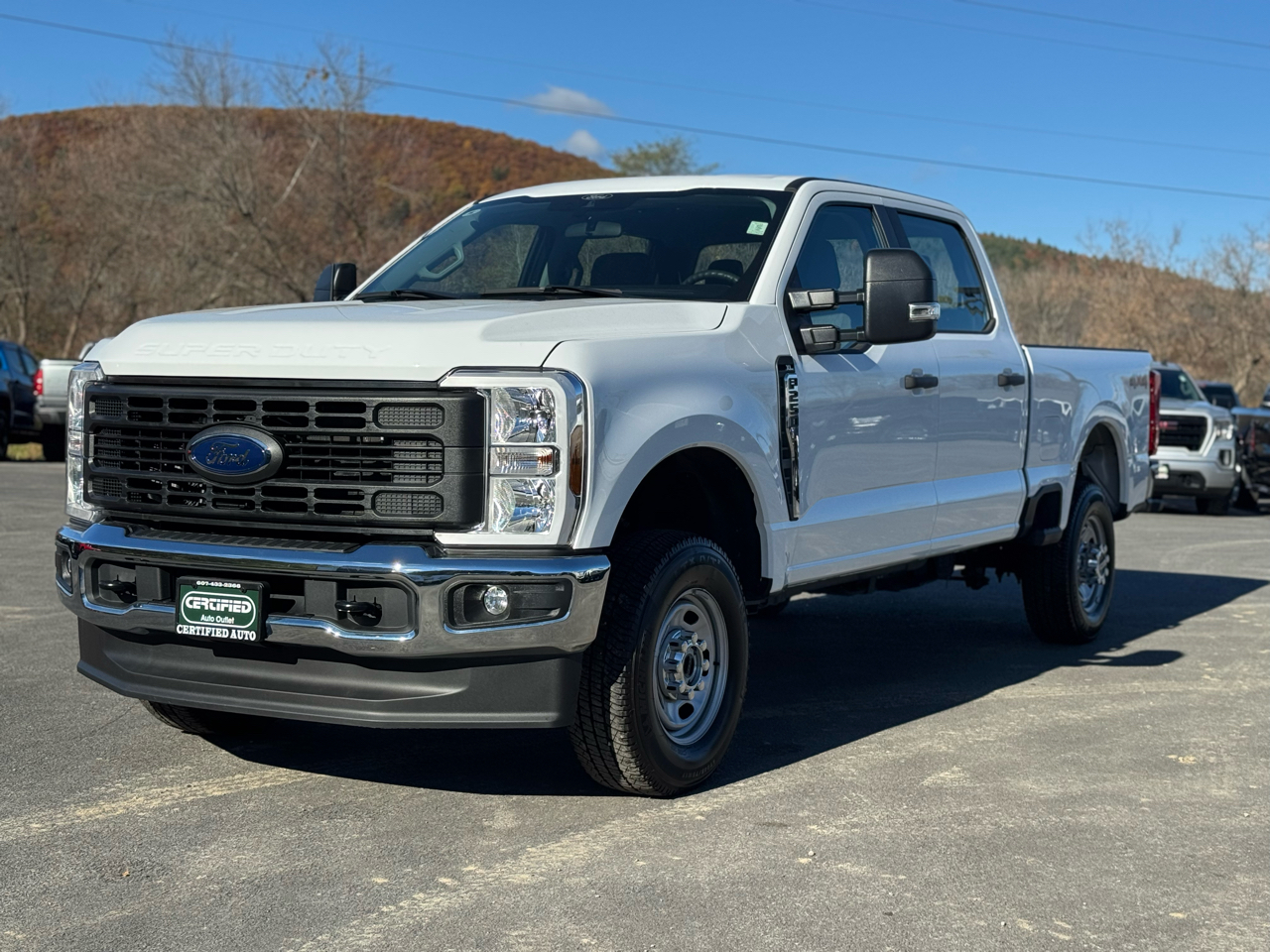 2024 Ford F250SD XL Crew Cab 4WD LWB