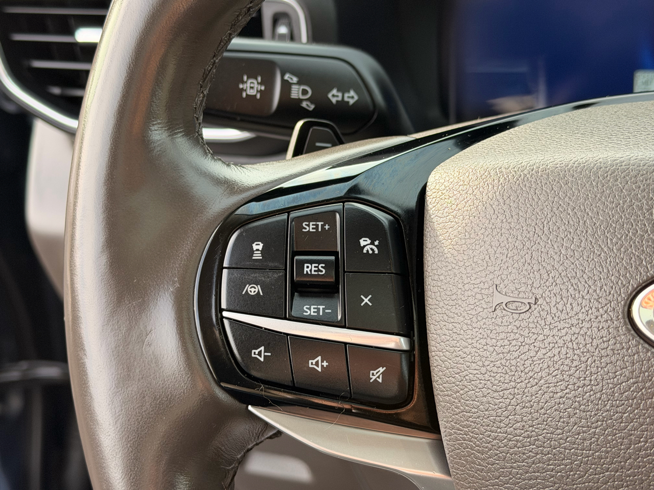 Ford Explorer Platinum 4WD 2021