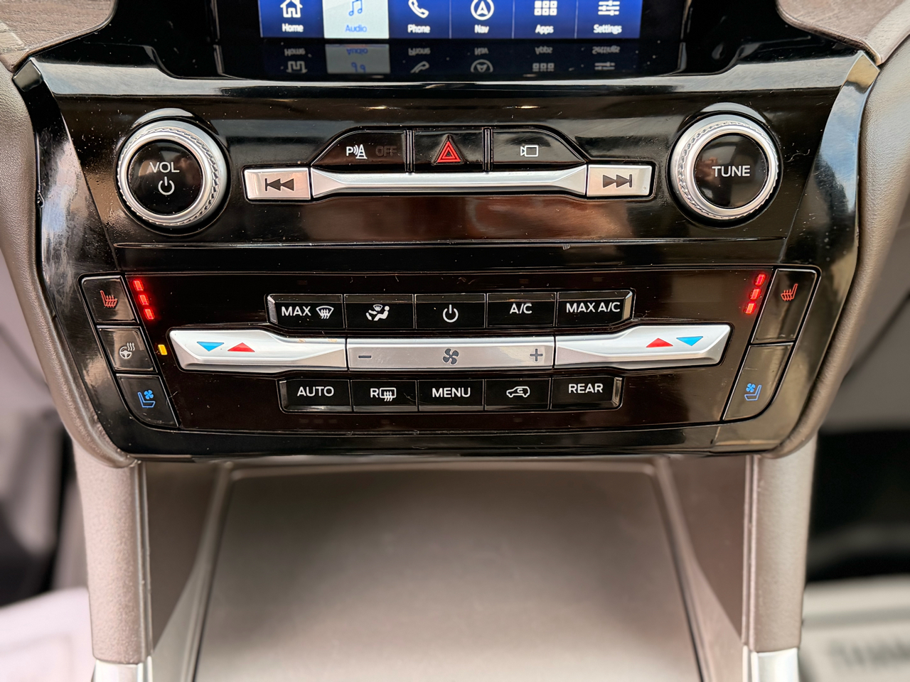 Ford Explorer Platinum 4WD 2021