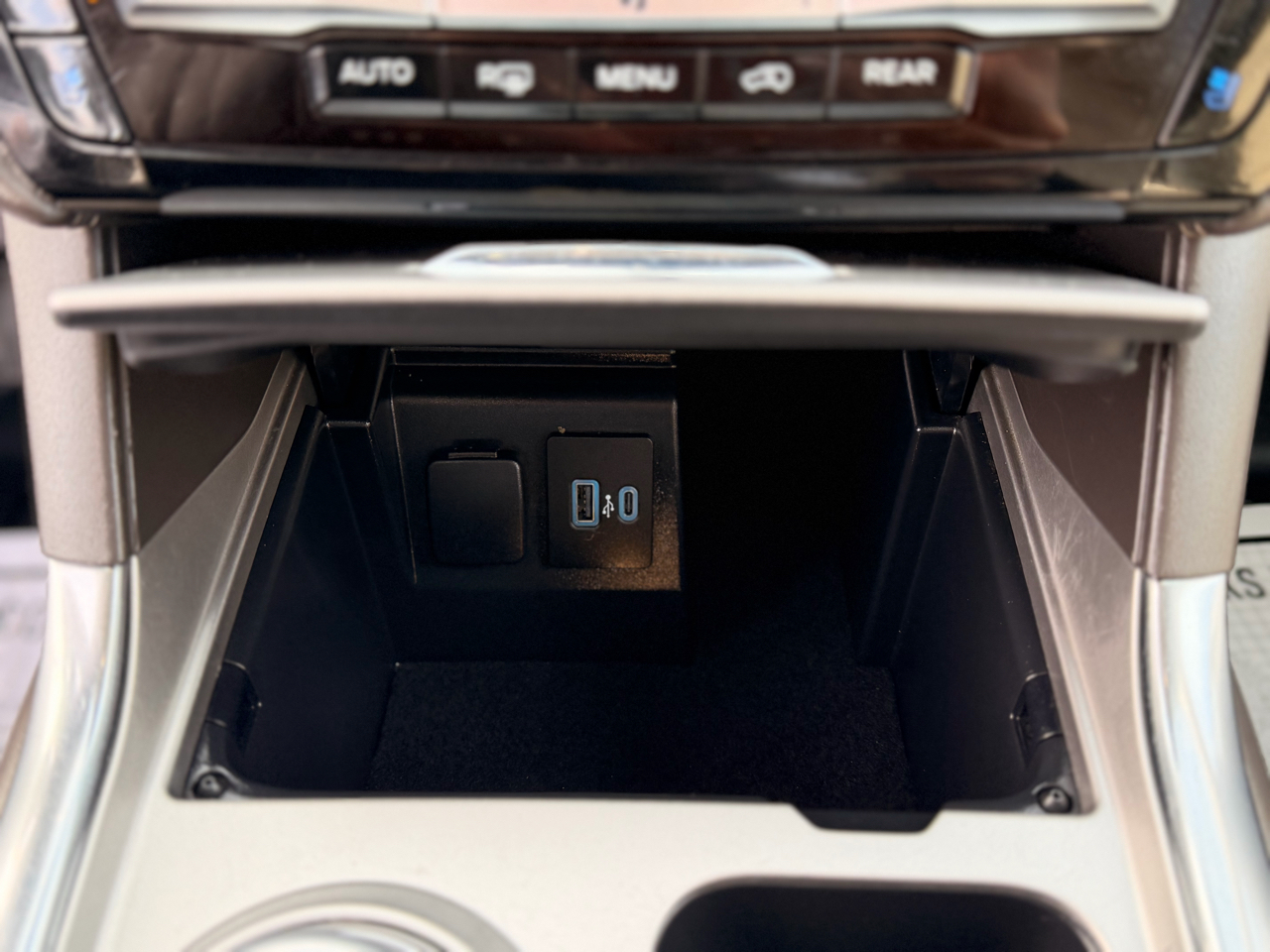 Ford Explorer Platinum 4WD 2021