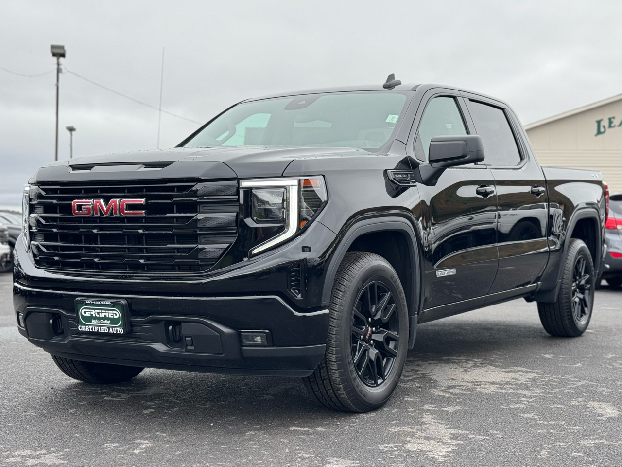 2025 GMC Sierra 1500 Elevation Crew Cab 4WD
