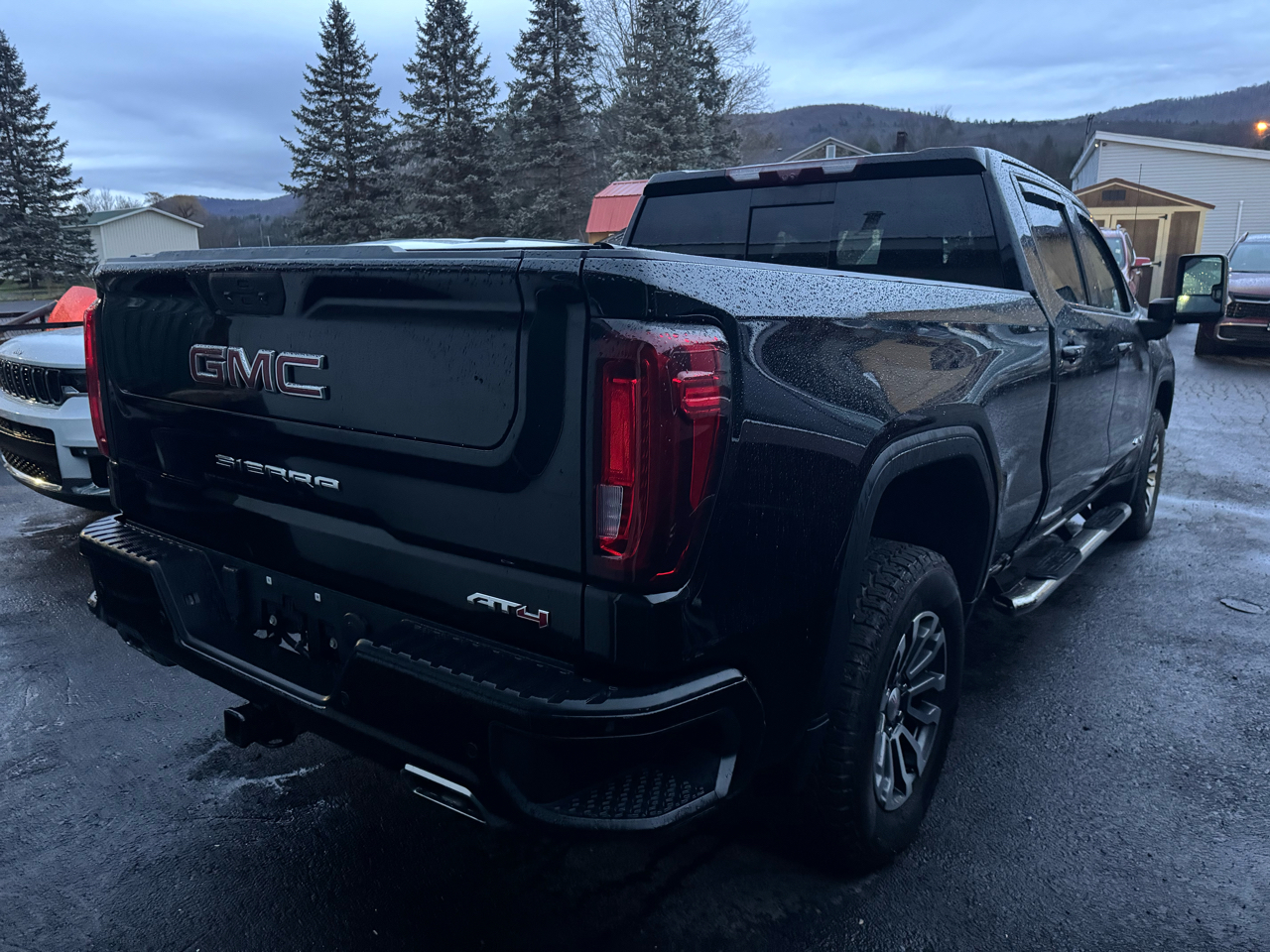 2022 Gmc Sierra 1500 AT4 photo 2