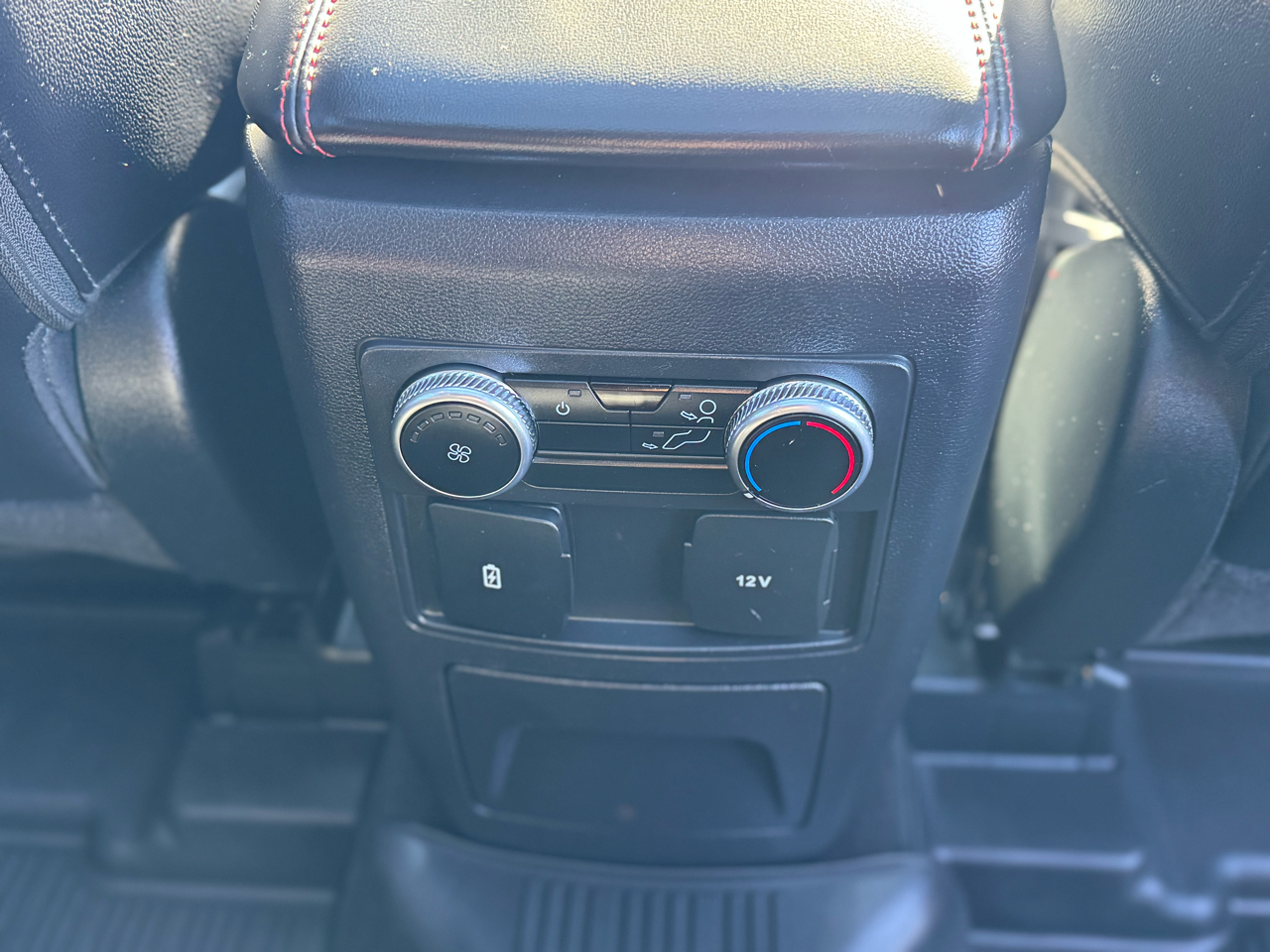 Ford Explorer ST-Line 4WD 2024 Ford Explorer ST-Line 4WD 2024