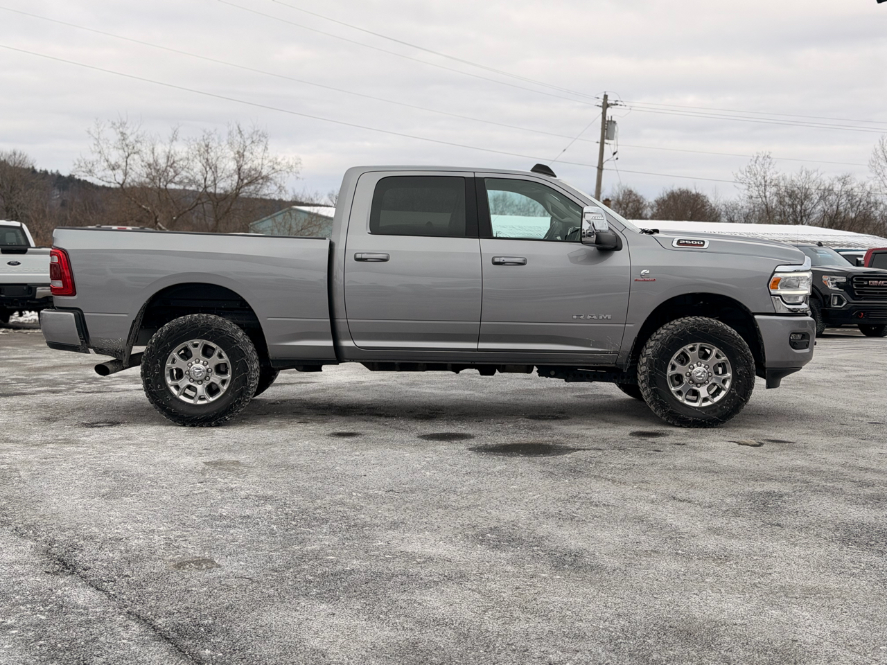 RAM 2500 Laramie Crew Cab 4WD 2024