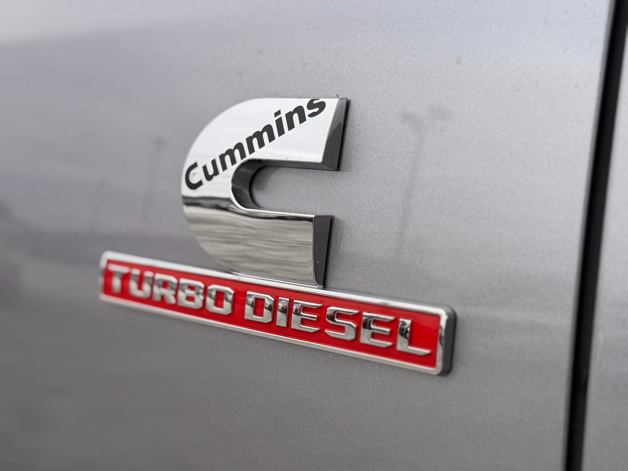 RAM 2500 Laramie Crew Cab 4WD 2024