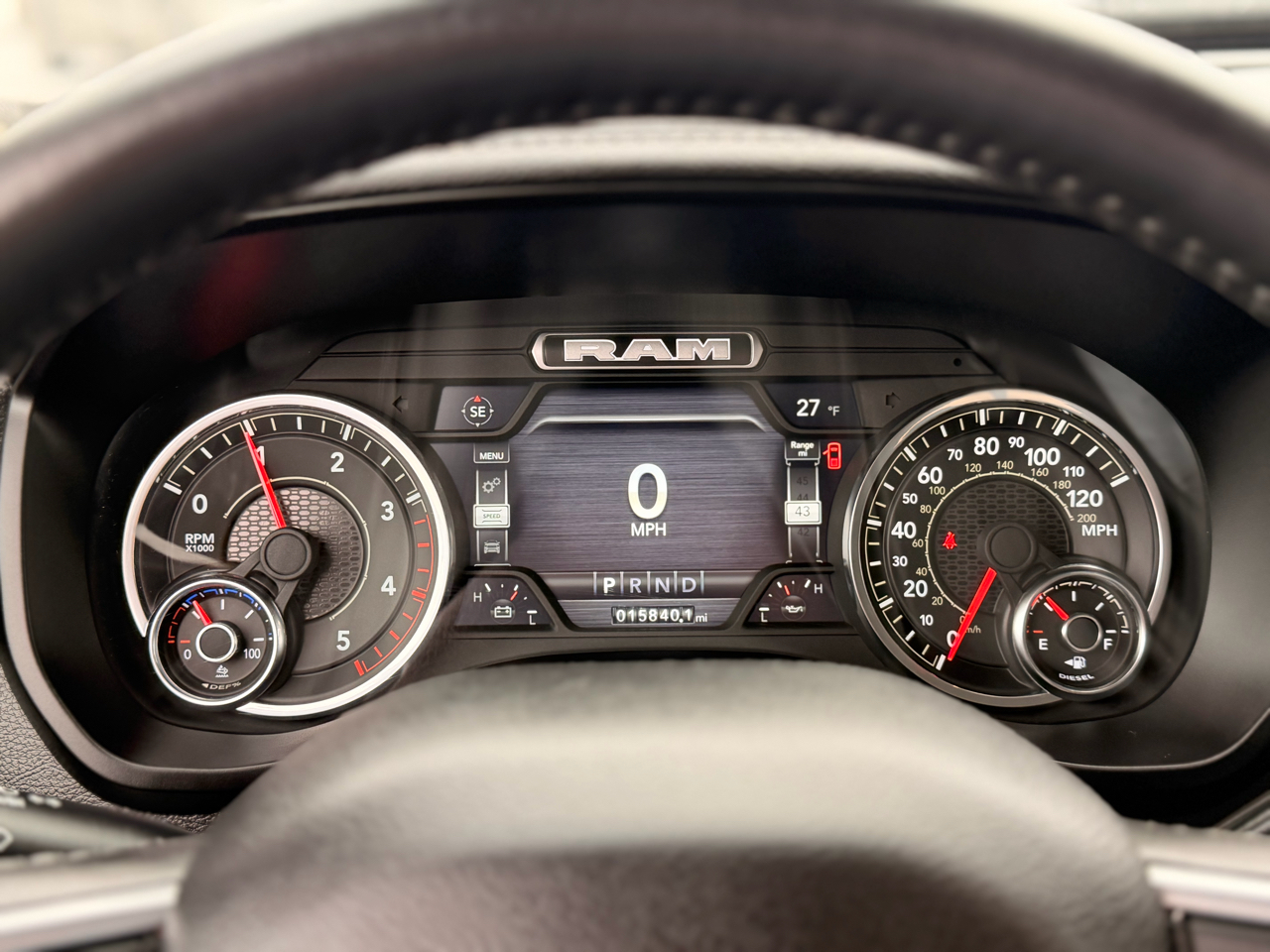 RAM 2500 Laramie Crew Cab 4WD 2024