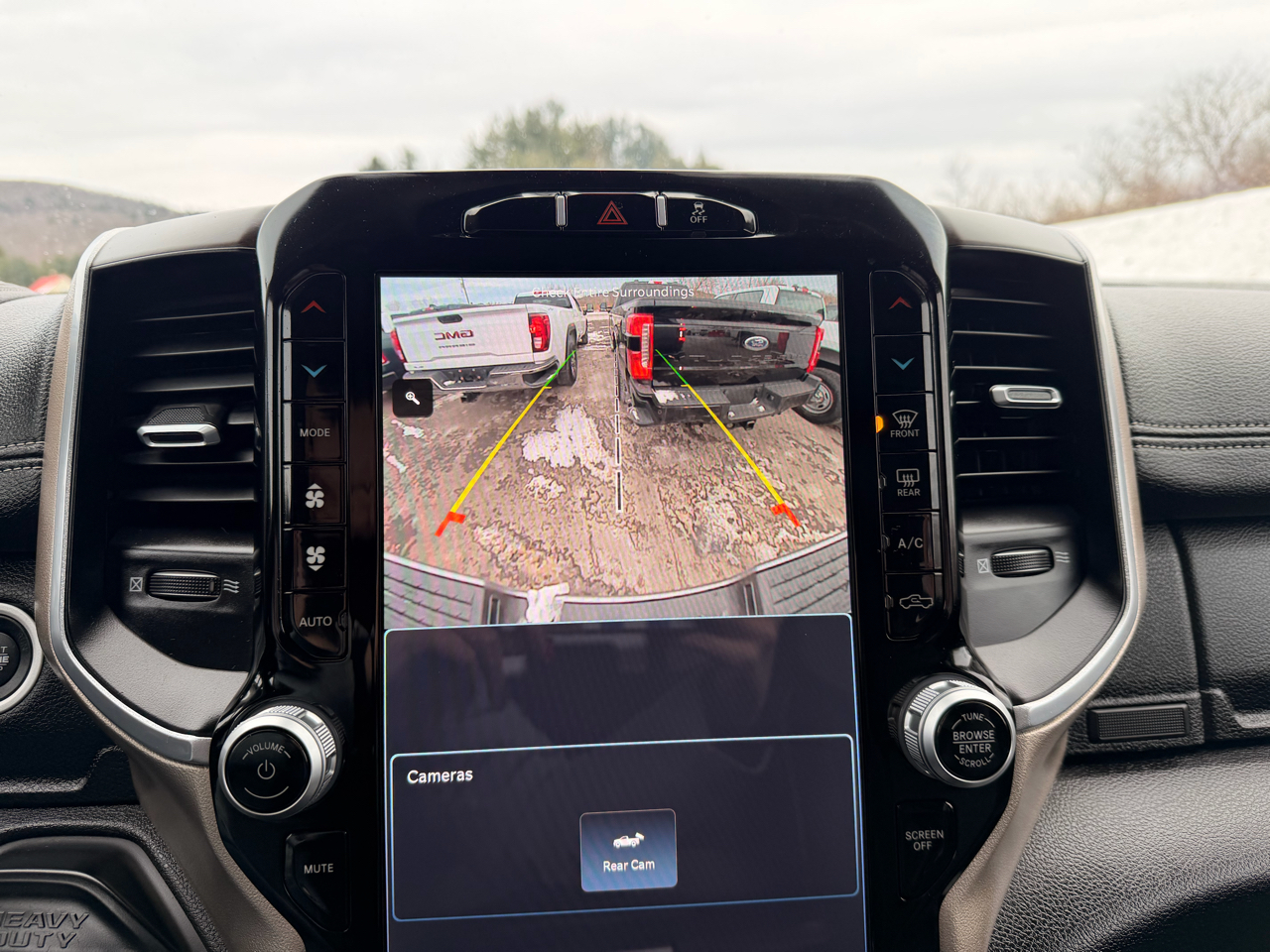 RAM 2500 Laramie Crew Cab 4WD 2024