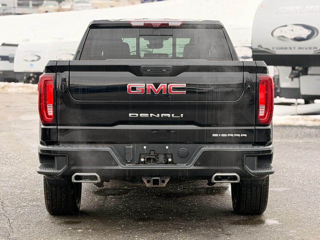 GMC Sierra 1500 Denali Crew Cab 4WD 2022