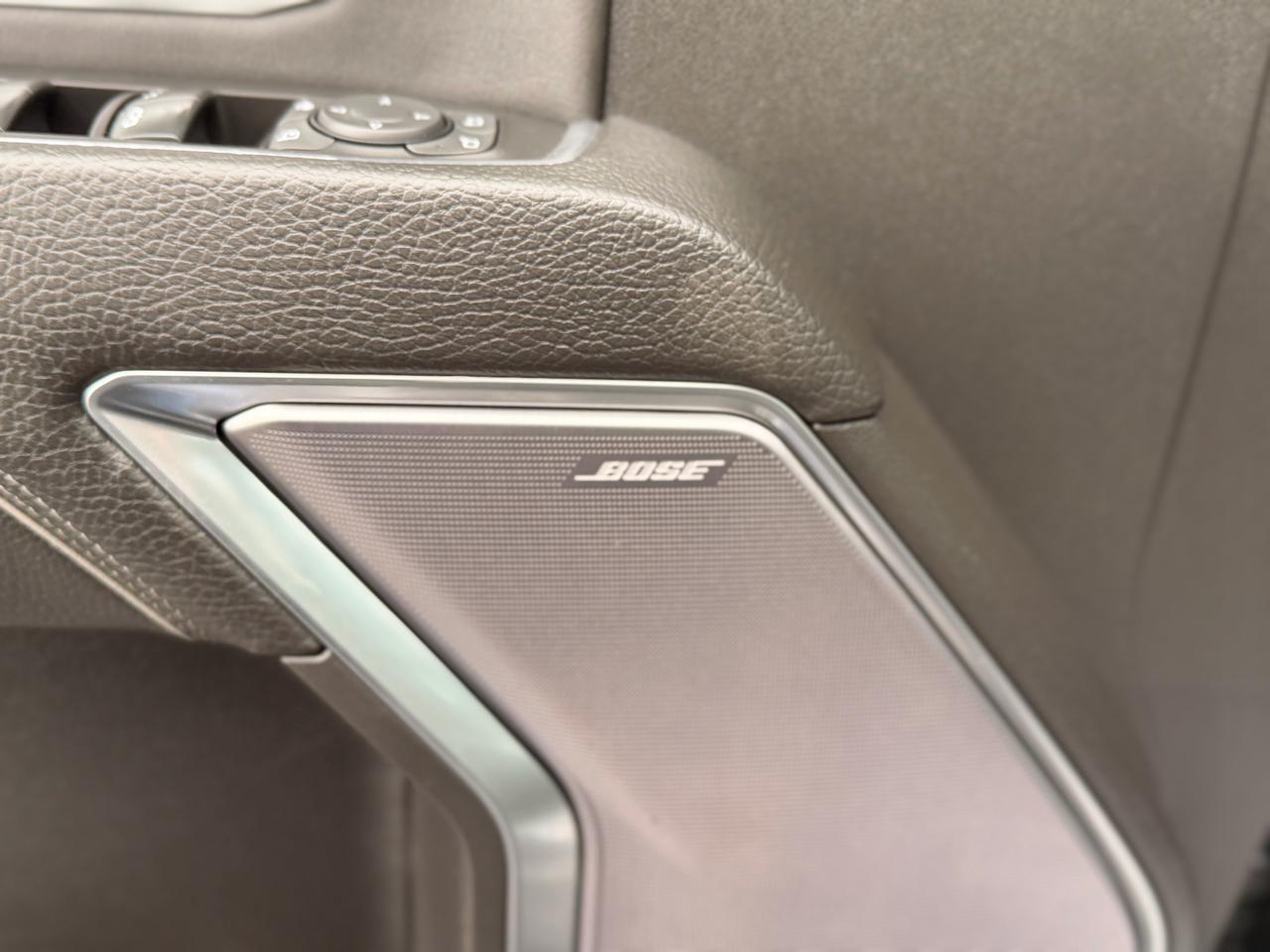 GMC Sierra 1500 Denali Crew Cab 4WD 2022