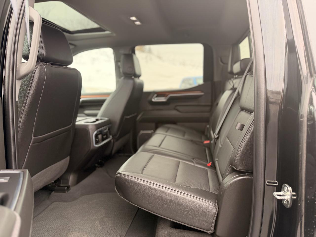 GMC Sierra 1500 Denali Crew Cab 4WD 2022