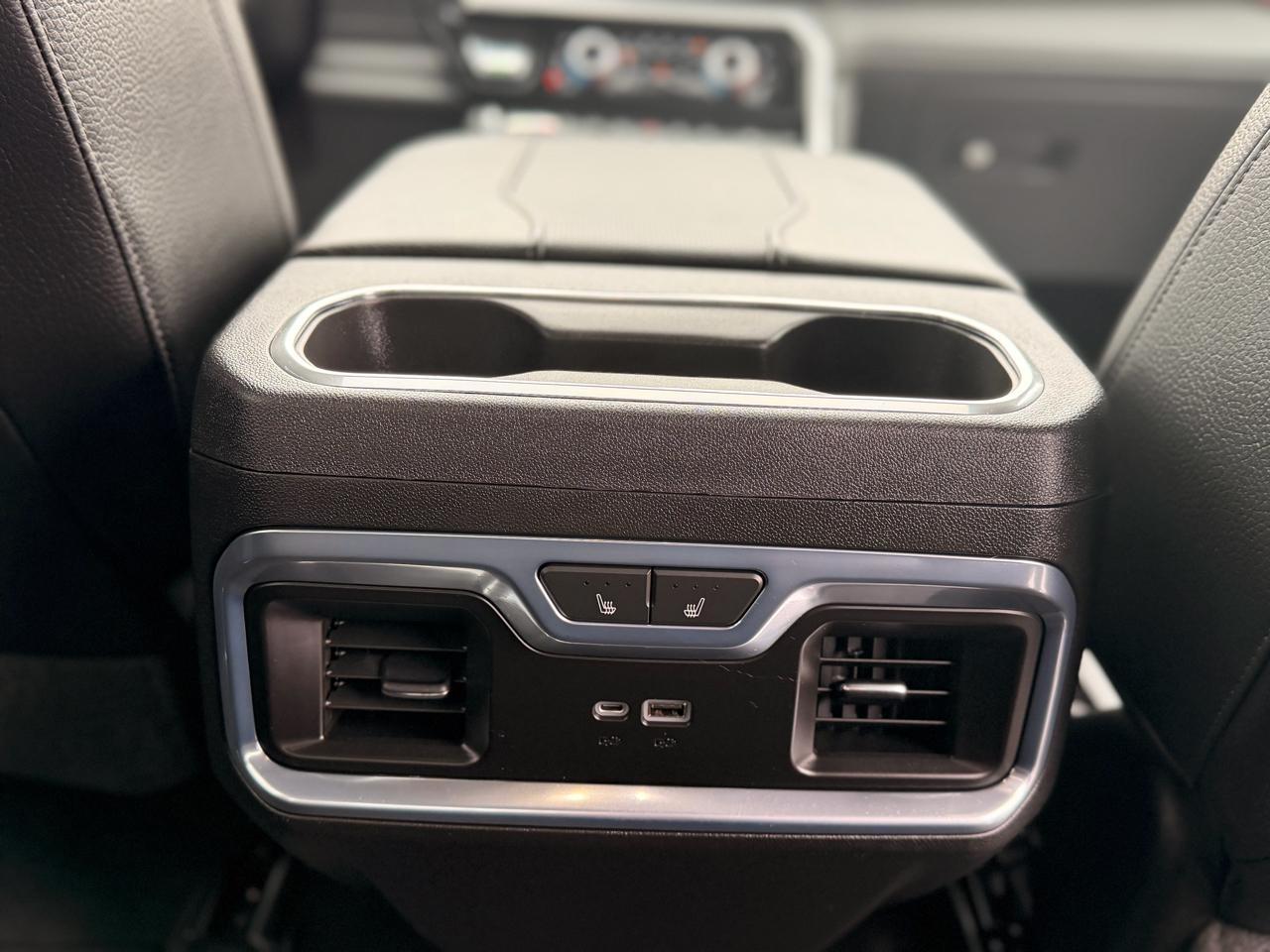 GMC Sierra 1500 Denali Crew Cab 4WD 2022