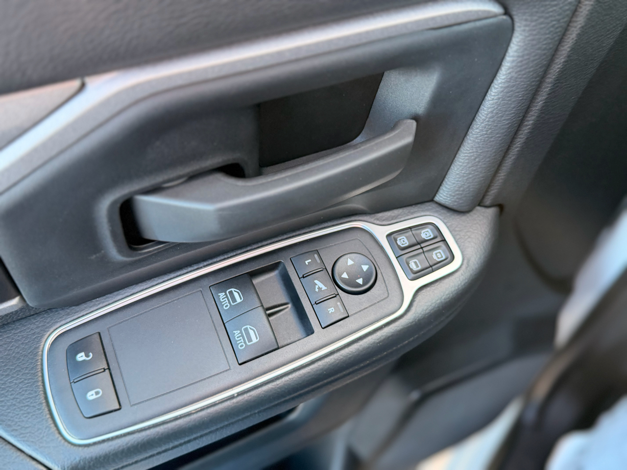 RAM 2500 Tradesman Reg Cab 4WD 2024