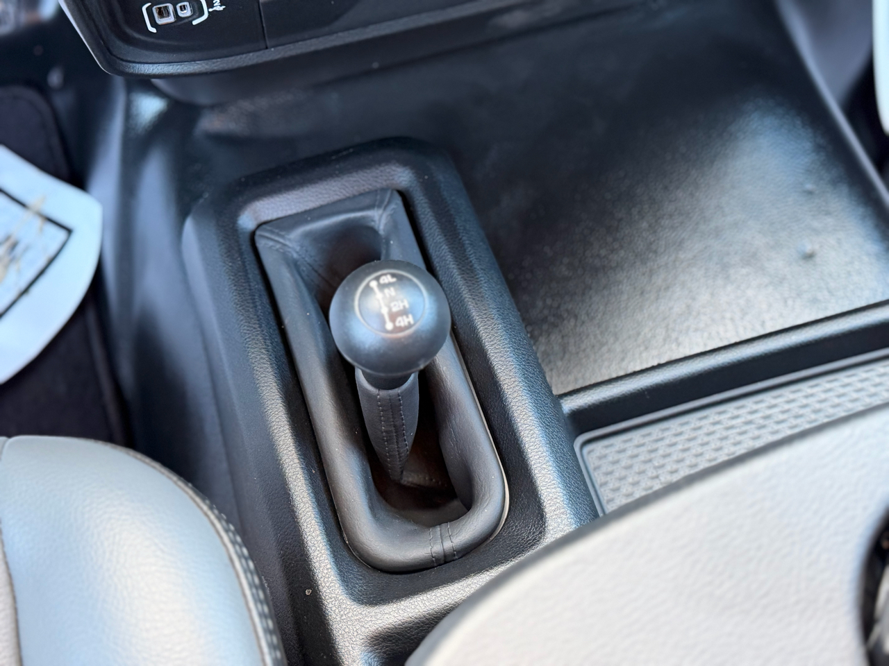 RAM 2500 Tradesman Reg Cab 4WD 2024