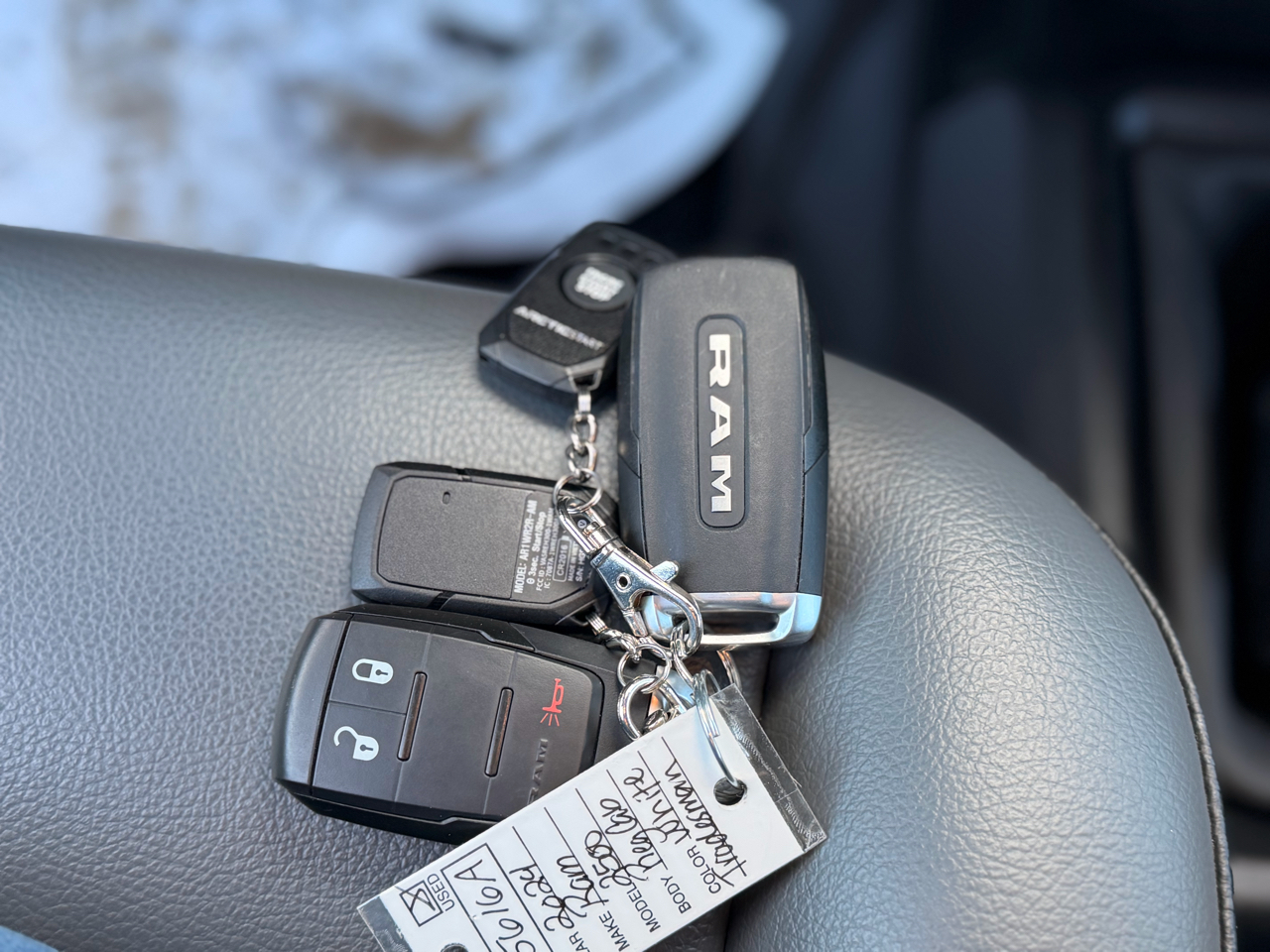 RAM 2500 Tradesman Reg Cab 4WD 2024