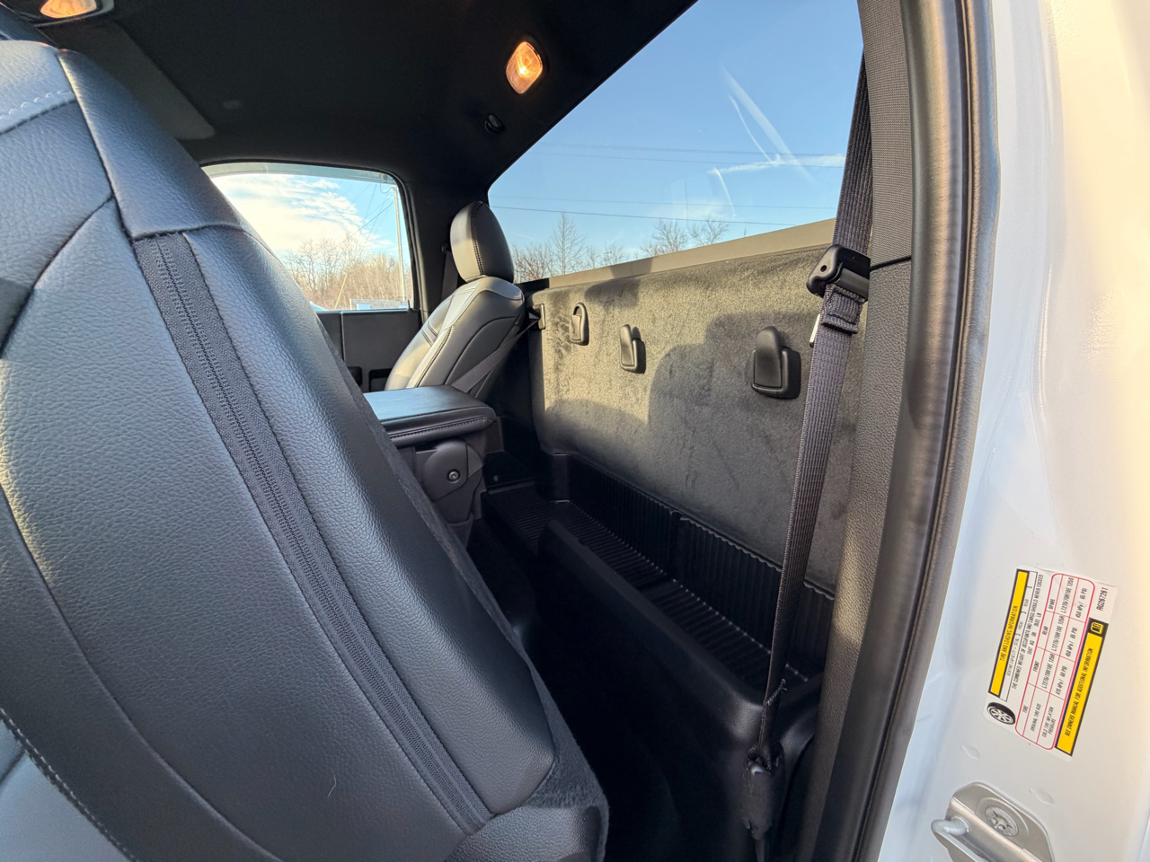 RAM 2500 Tradesman Reg Cab 4WD 2024