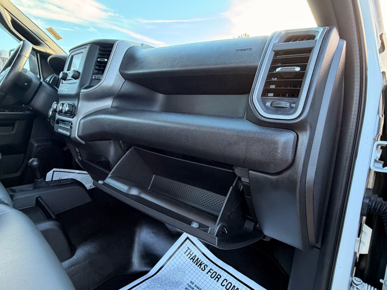 RAM 2500 Tradesman Reg Cab 4WD 2024