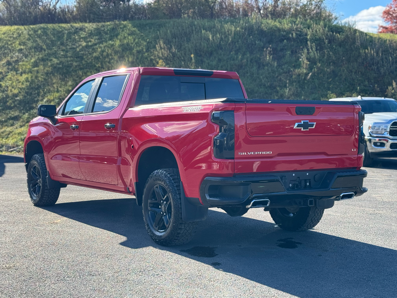 Chevrolet Silverado 1500 LT Trail Boss Crew Cab 4WD 2024 Chevrolet Silverado 1500 LT Trail Boss Crew Cab 4WD 2024