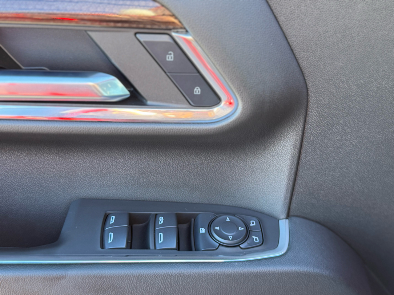 Chevrolet Silverado 1500 LT Trail Boss Crew Cab 4WD 2024 Chevrolet Silverado 1500 LT Trail Boss Crew Cab 4WD 2024