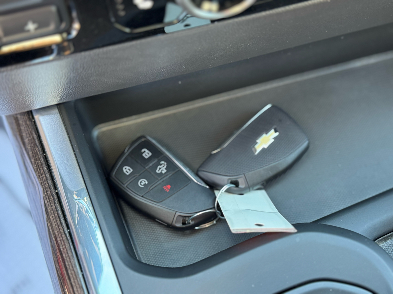 Chevrolet Silverado 1500 LT Trail Boss Crew Cab 4WD 2024 Chevrolet Silverado 1500 LT Trail Boss Crew Cab 4WD 2024