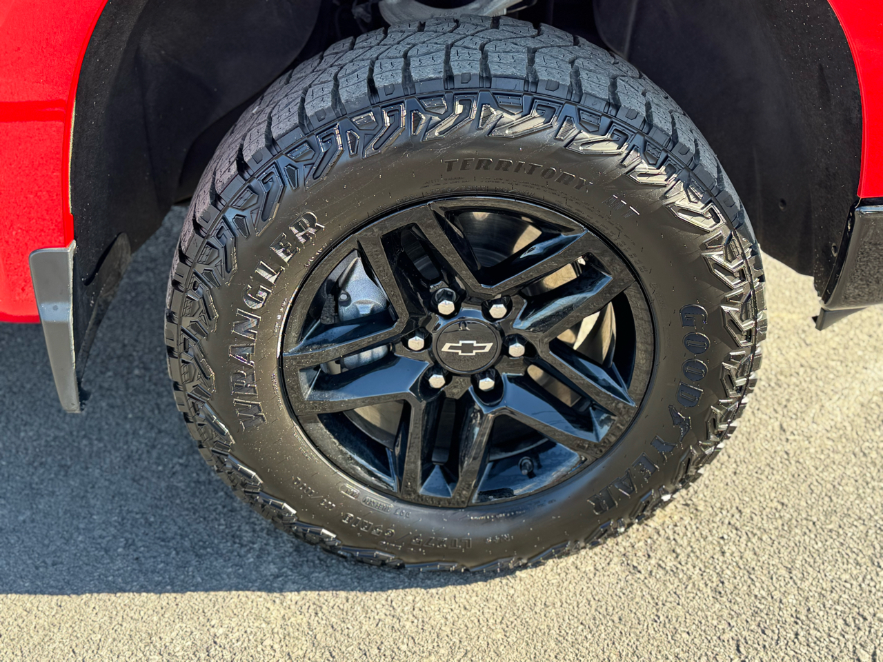 Chevrolet Silverado 1500 LT Trail Boss Crew Cab 4WD 2024 Chevrolet Silverado 1500 LT Trail Boss Crew Cab 4WD 2024