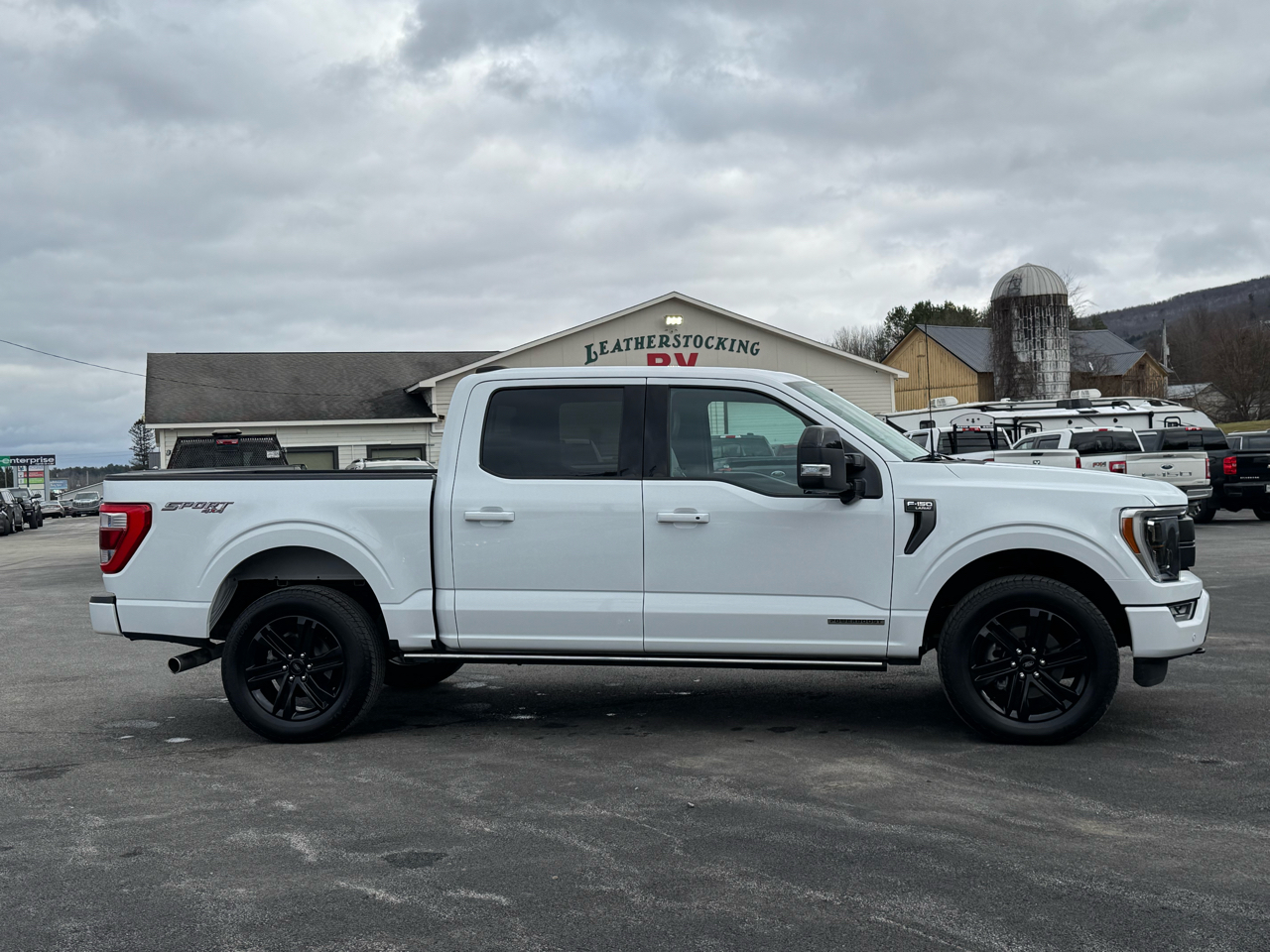 Ford F-150 Lariat SuperCrew 4WD 2023