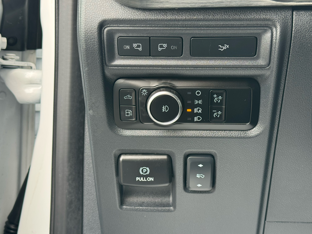 Ford F-150 Lariat SuperCrew 4WD 2023