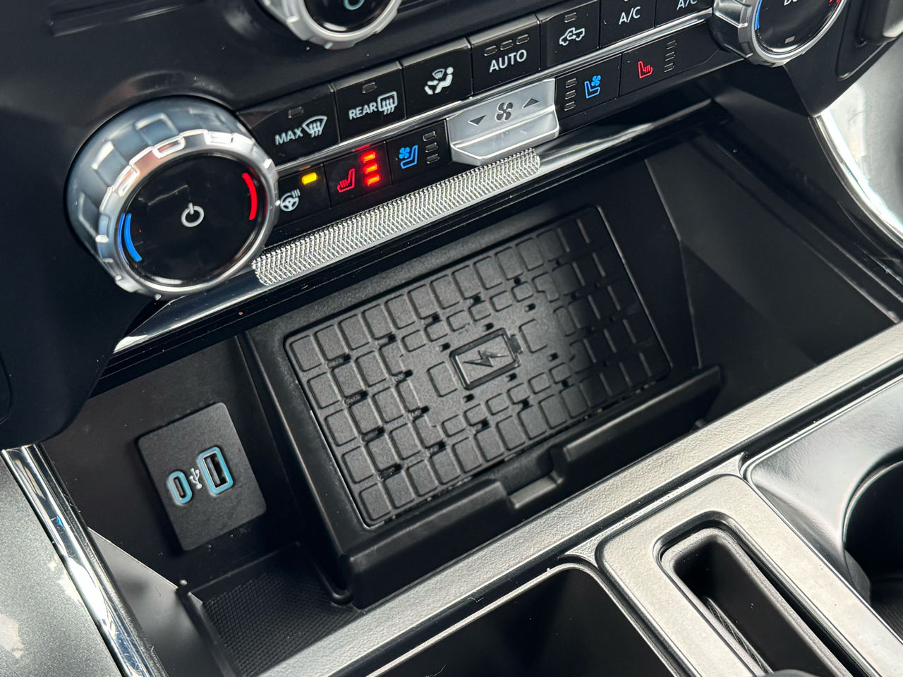 Ford F-150 Lariat SuperCrew 4WD 2023