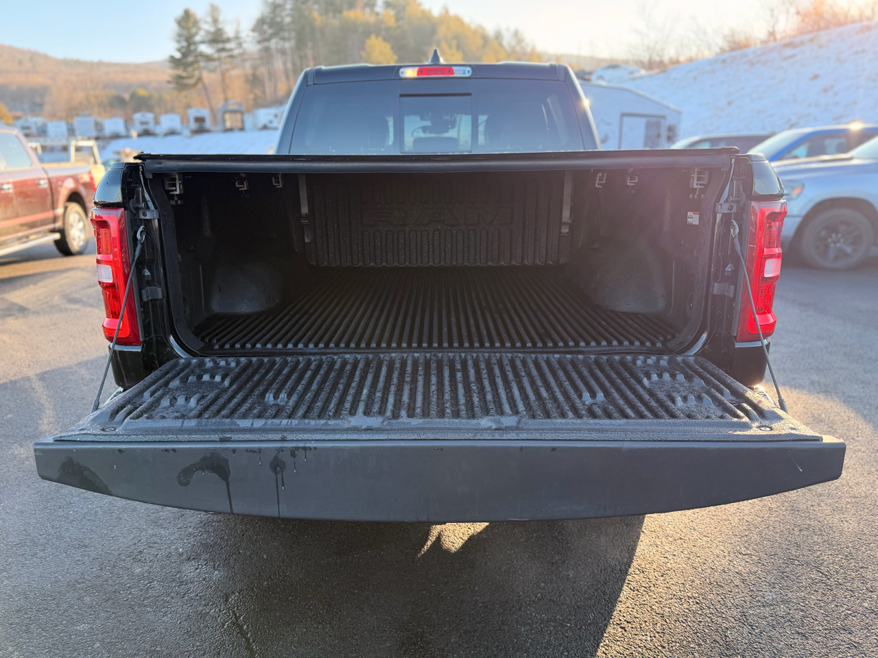 RAM 1500 Laramie Crew Cab SWB 4WD 2025