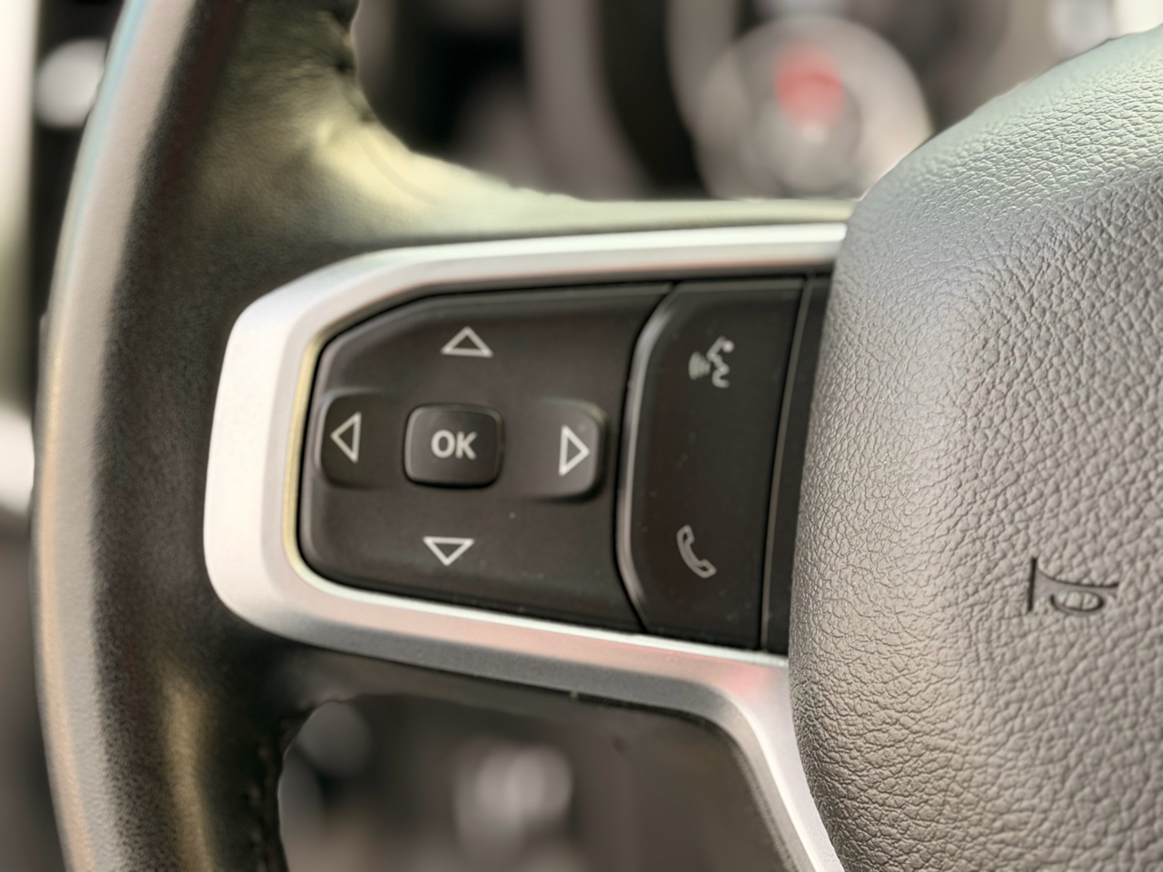 RAM 2500 Tradesman Crew Cab SWB 4WD 2023