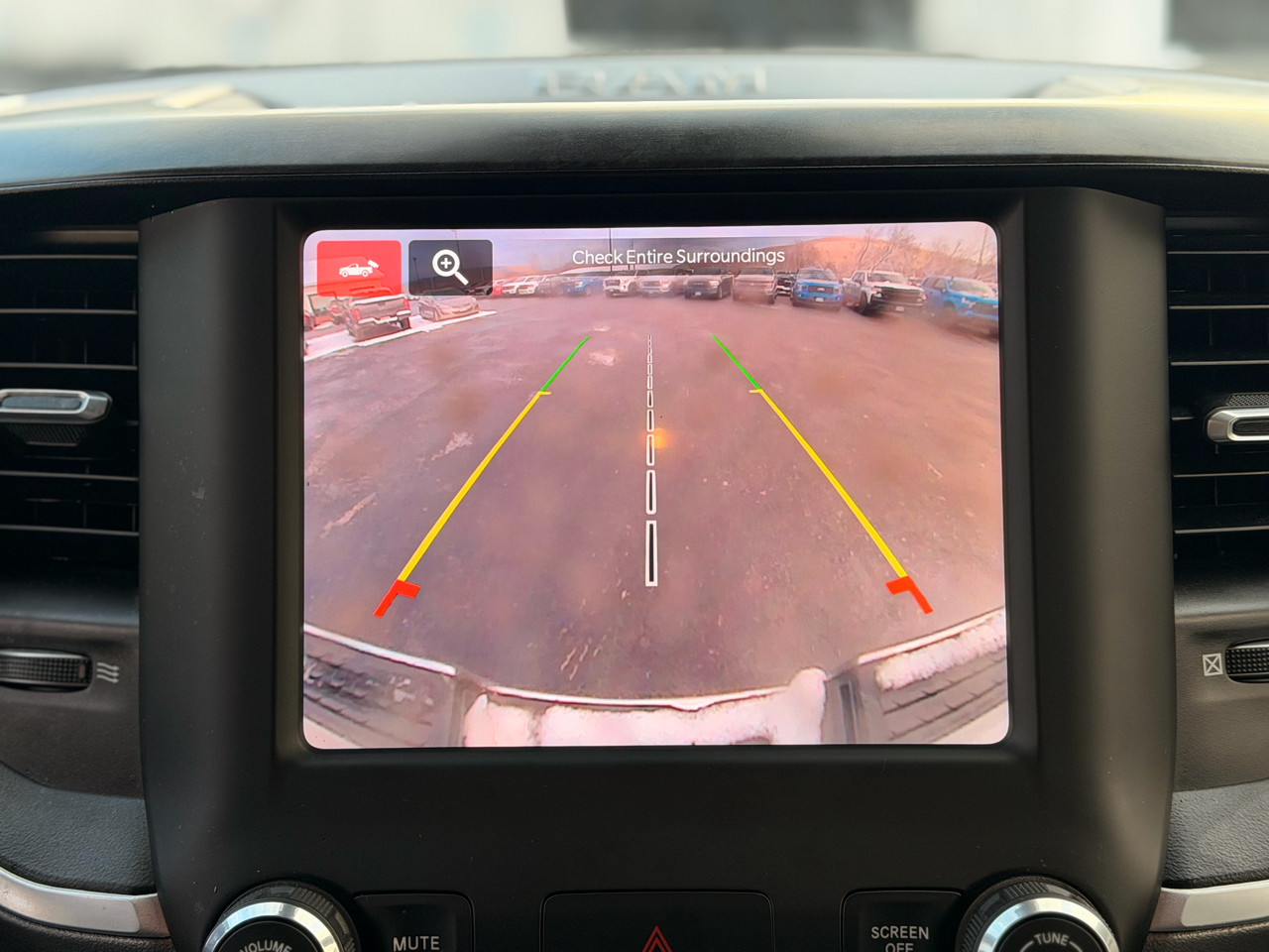 RAM 2500 Tradesman Crew Cab SWB 4WD 2023