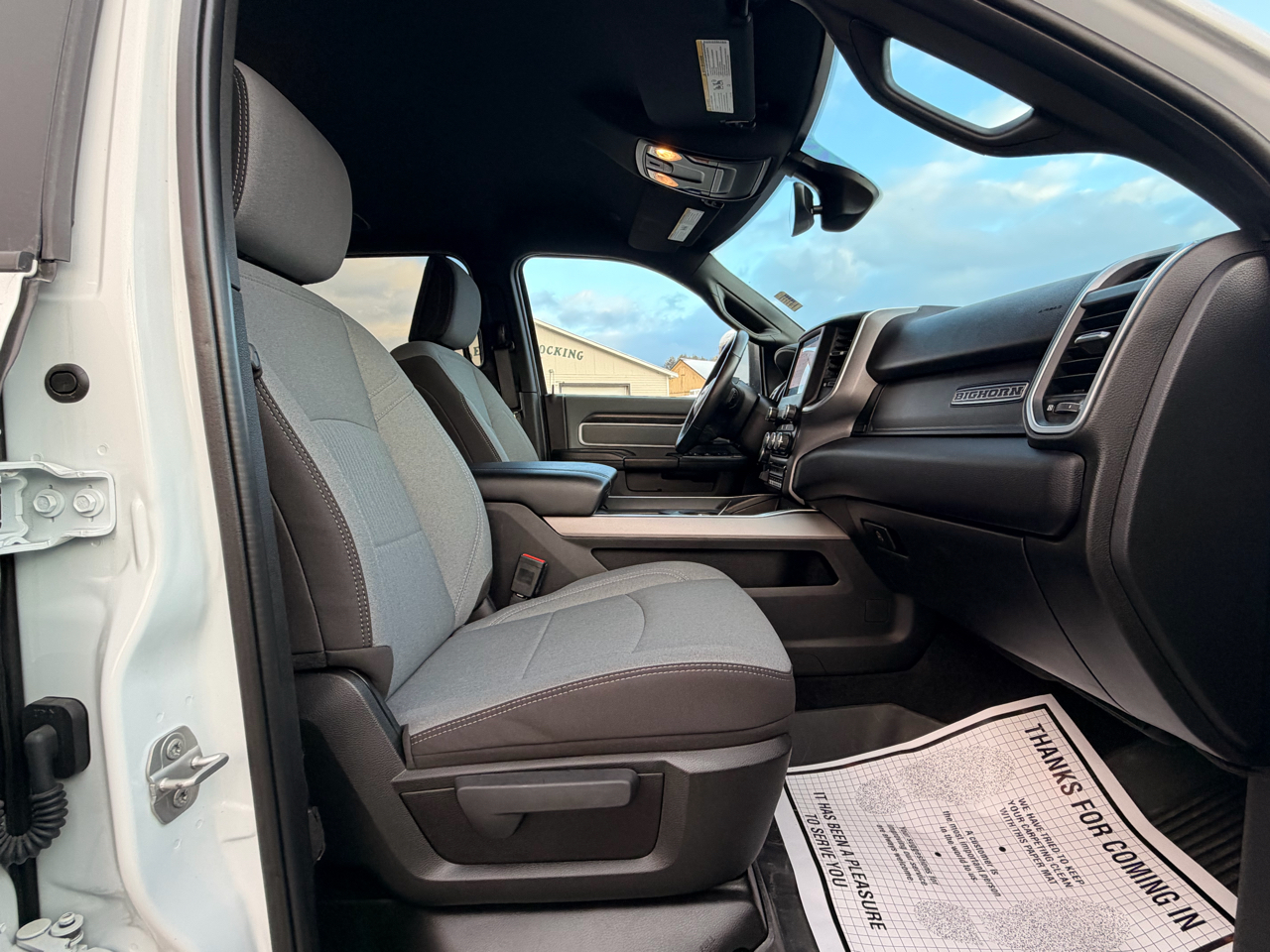 RAM 2500 Tradesman Crew Cab SWB 4WD 2023