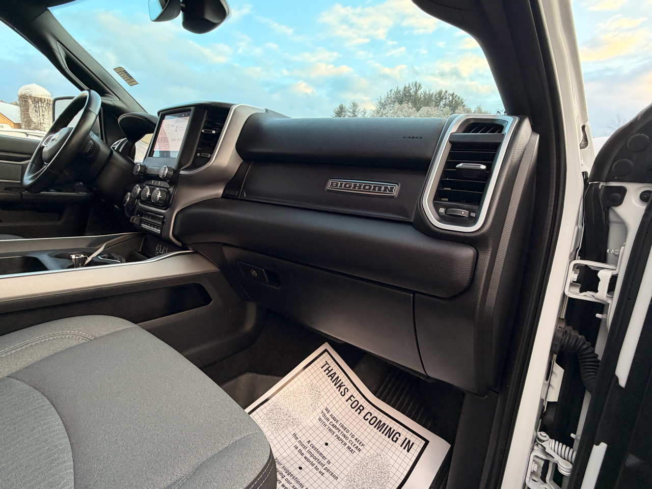 RAM 2500 Tradesman Crew Cab SWB 4WD 2023