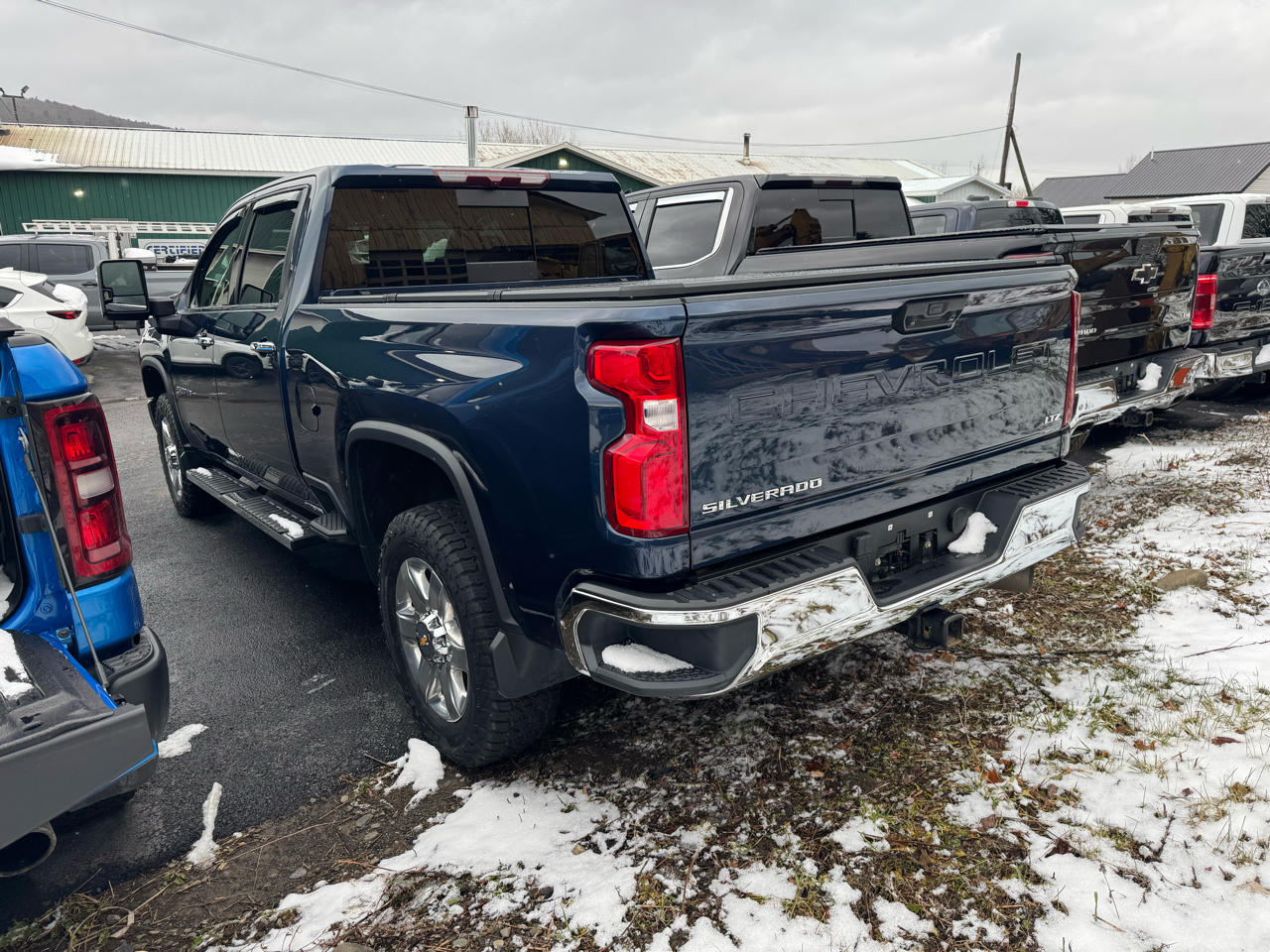 2023 Chevrolet Silverado 2500HD LTZ photo 2