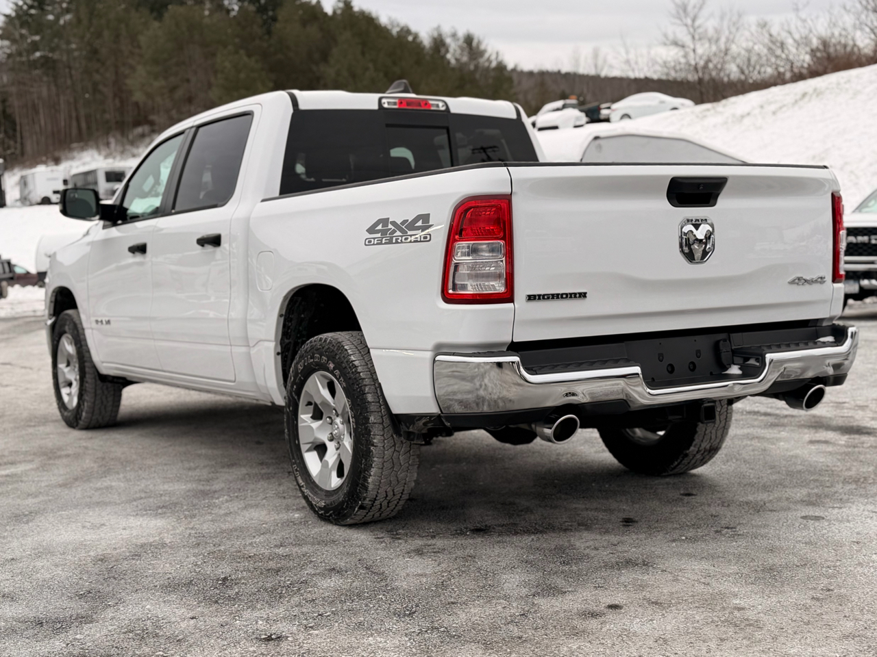 RAM 1500 Big Horn Crew Cab 4WD 2023