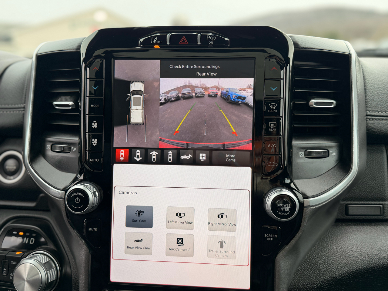 RAM 1500 Laramie Crew Cab SWB 4WD 2023