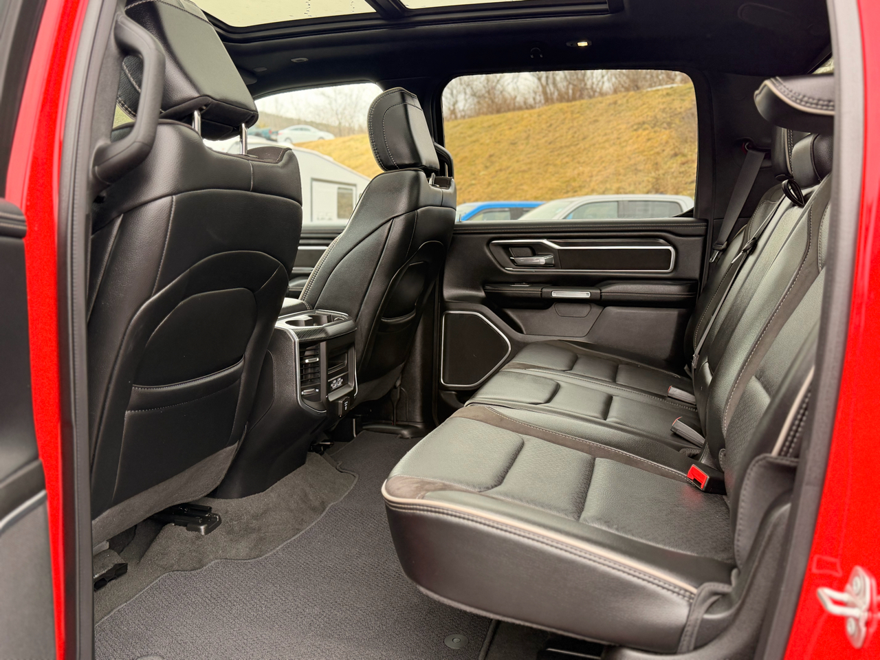 RAM 1500 Laramie Crew Cab SWB 4WD 2023