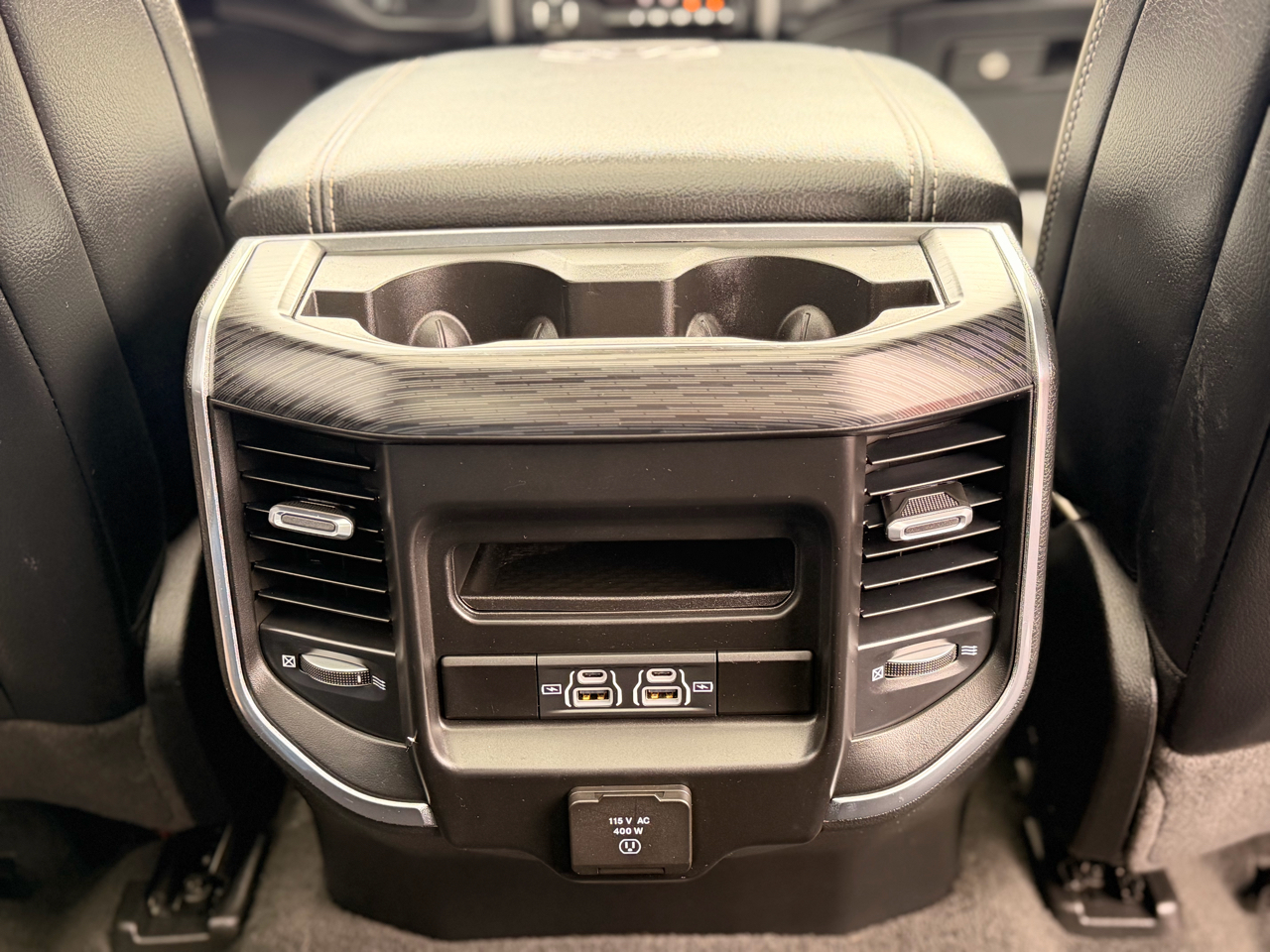 RAM 1500 Laramie Crew Cab SWB 4WD 2023