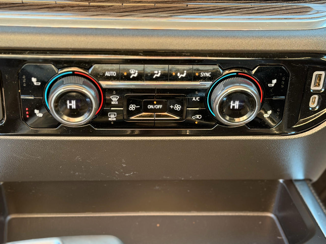 Chevrolet Silverado 1500 RST Crew Cab 4WD 2023