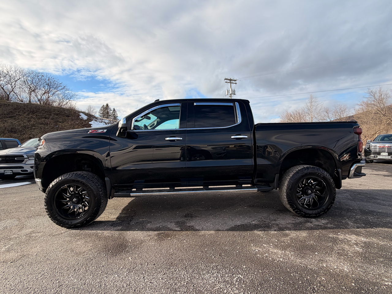 Chevrolet Silverado 1500 Limited LTZ Crew Cab 4WD 2022