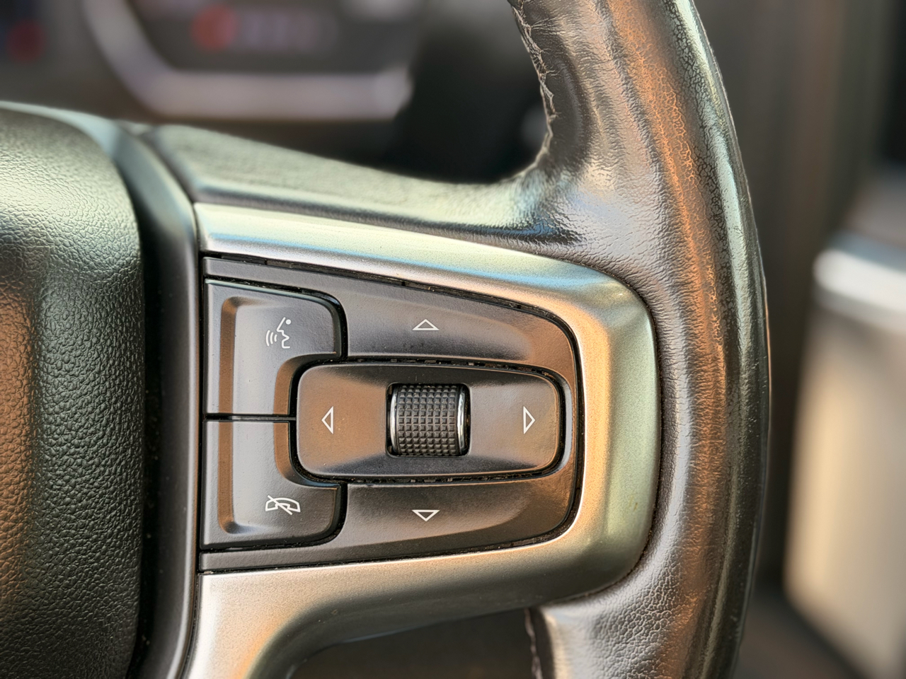 Chevrolet Silverado 1500 Limited LTZ Crew Cab 4WD 2022