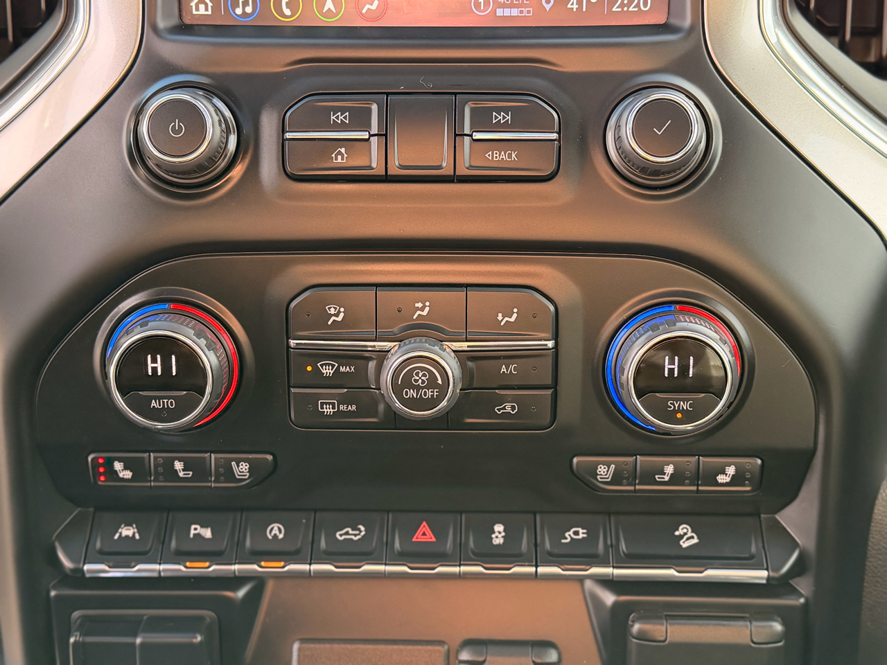 Chevrolet Silverado 1500 Limited LTZ Crew Cab 4WD 2022