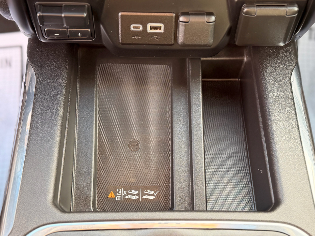 Chevrolet Silverado 1500 Limited LTZ Crew Cab 4WD 2022