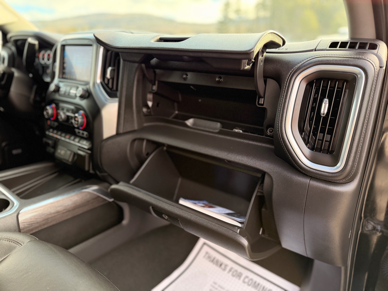 Chevrolet Silverado 1500 Limited LTZ Crew Cab 4WD 2022