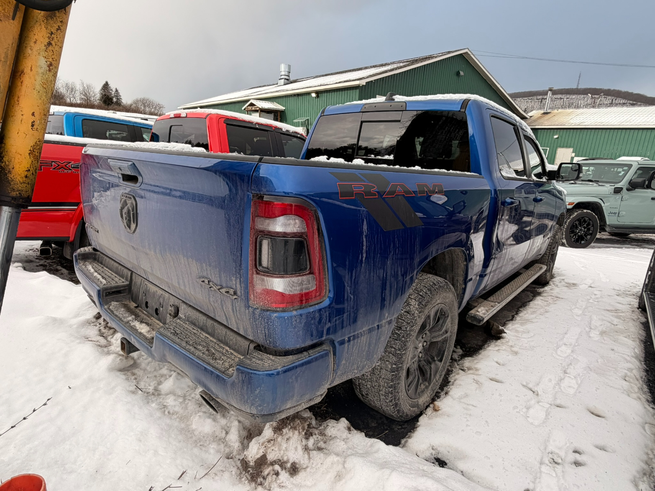 RAM 1500 Sport Crew Cab SB 4WD 2019