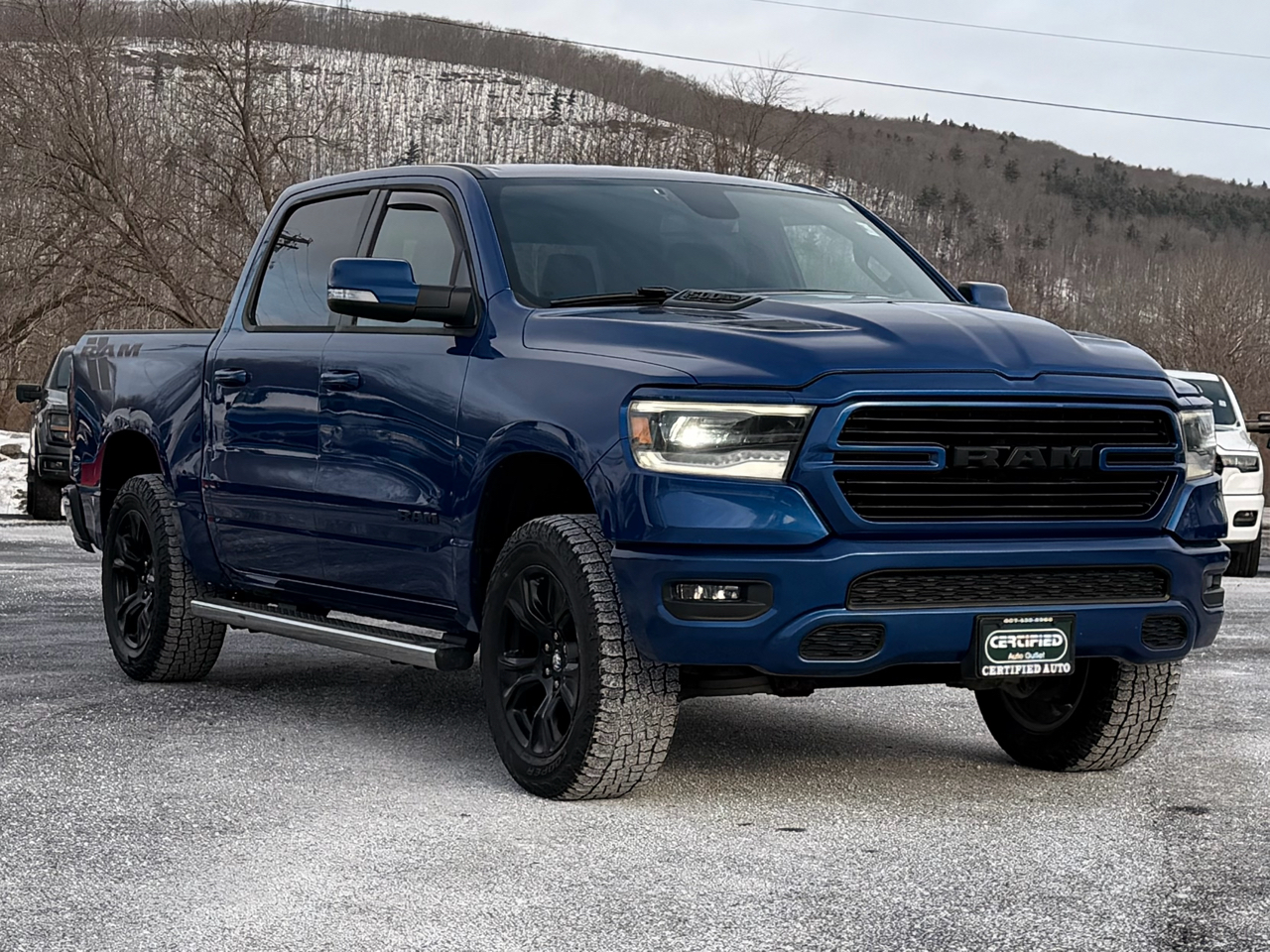 RAM 1500 Sport Crew Cab SB 4WD 2019