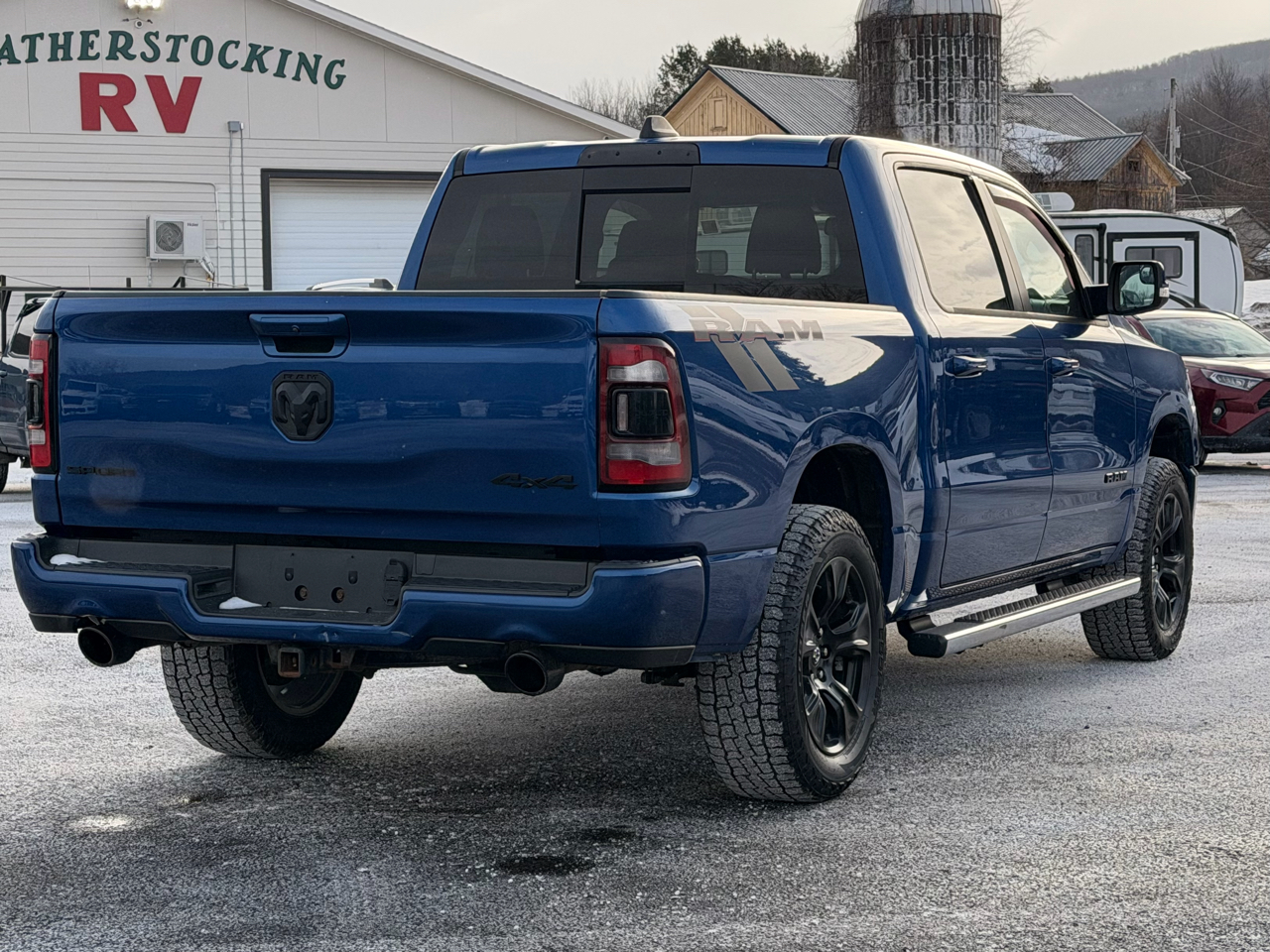 RAM 1500 Sport Crew Cab SB 4WD 2019